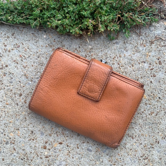 HOBO Tan Leather Wallet - Picture 1 of 7